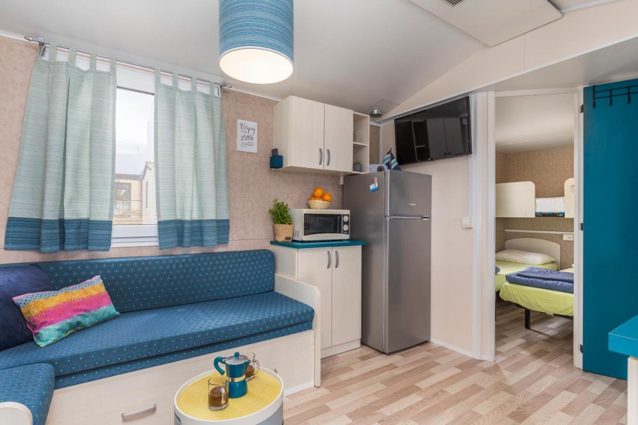 West Coast Mobilhome With Xxl Terrace Tar-Vabriga Екстериор снимка