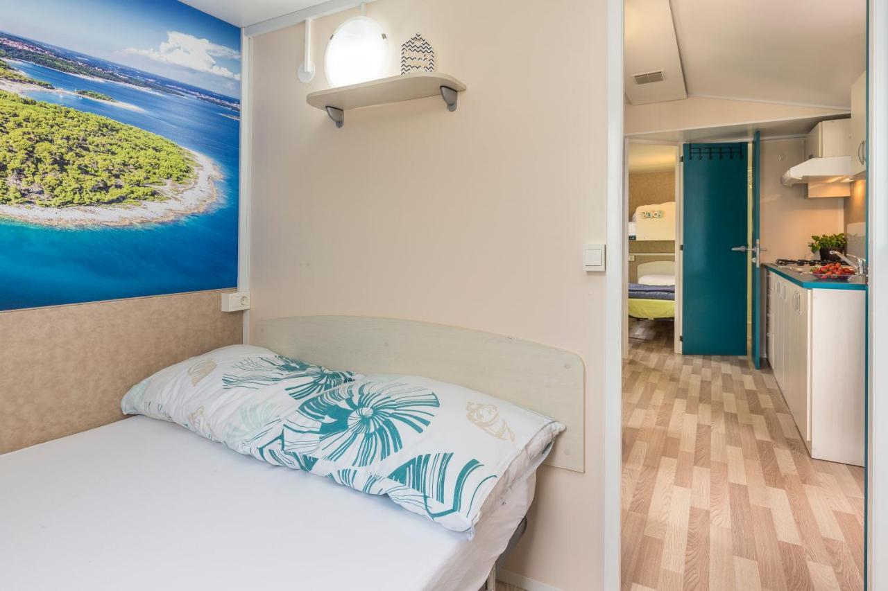 West Coast Mobilhome With Xxl Terrace Tar-Vabriga Екстериор снимка